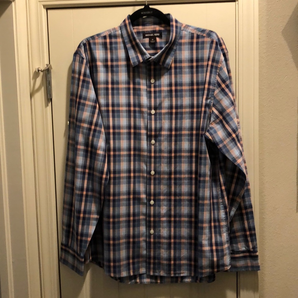 Men’s Michael Kors long sleeve button up. Size XL